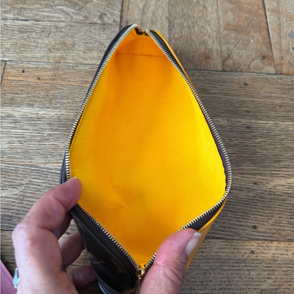 Louis Vuitton NYC Yellow Leather Pencil Pouch - Picture 8 of 9